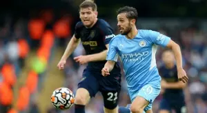 Манчестър Сити срази Бърнли, Уулвс взе зрелищно дербито на Западен Мидландс