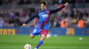 {{ otherArticle[0].article.title }}