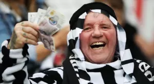 {{ otherArticle[0].article.title }}