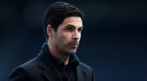 Арсенал взима Душан Влахович за заместник на Обамеянг