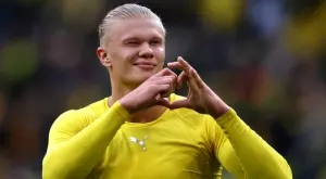 {{ otherArticle[0].article.title }}