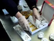 Митничари задържаха близо 100 000 недекларирани и "маркови" стоки 