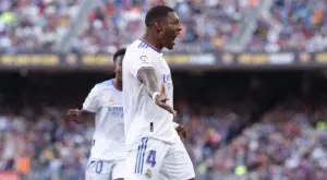 Давид Алаба вкара от фал и се нареди до легендарния Роберто Карлош (ВИДЕО)