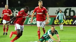 {{ otherArticle[0].article.title }}