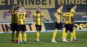 {{ otherArticle[0].article.title }}