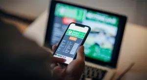 Кои са предимствата на мобилните онлайн залози?