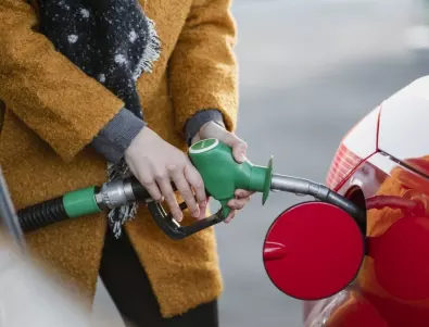 Къде са най-евтини бензинът и дизелът в България: Цените към 06.12.23  