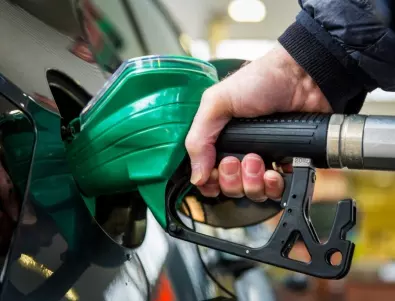 Депутатите сложиха край на отстъпката от 25 стотинки за литър гориво