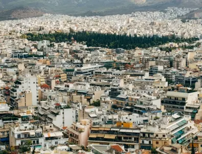 Атина: Коли с четни и нечетни номера ще се движат по нови правила