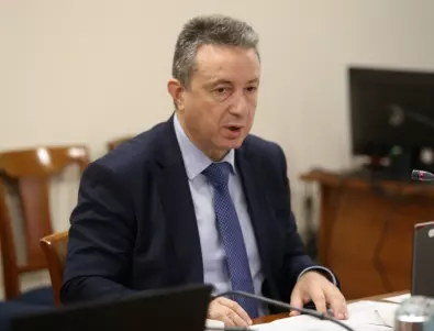 Янаки Стоилов: Има риск за демокрацията в България