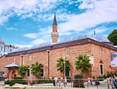 Доклад на САЩ: България продължава да отказва изграждането на нови джамии