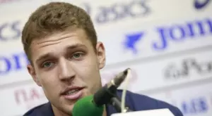 Александър Везенков критичен към себе си въпреки успеха на Олимпиакос в Евролигата