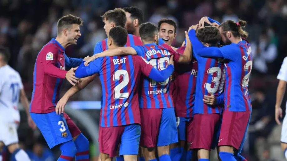 Групата на Шави за дербито Барселона - Еспаньол: Няколко изненади и доста юноши!