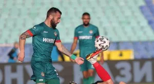 {{ otherArticle[0].article.title }}