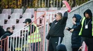 {{ otherArticle[0].article.title }}