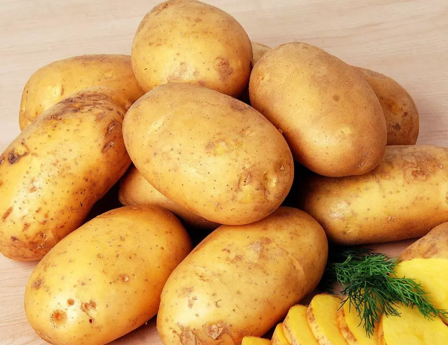 Не изхвърляйте кълновете от картофи - пригответе този лек от тях