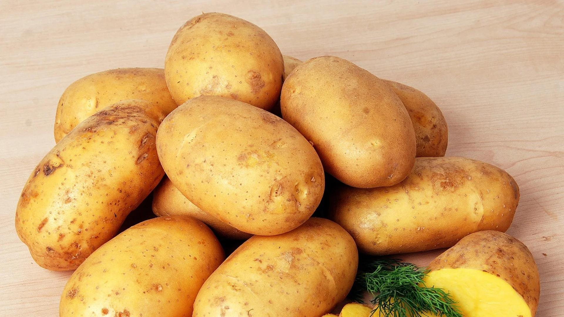 Зелените картофи опасни ли са за здравето?