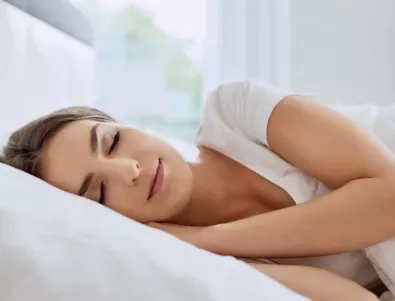 Учени разбраха защо жените се нуждаят от повече сън от мъжете 