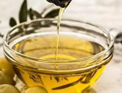 Здрава и бляскава кожа – рецепти със зехтин и рициново масло