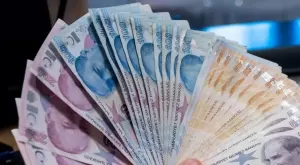 Турската лира се обезцени с 10% от началото на годината