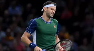 {{ otherArticle[0].article.title }}