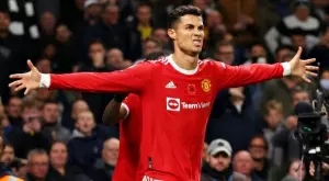 {{ otherArticle[0].article.title }}