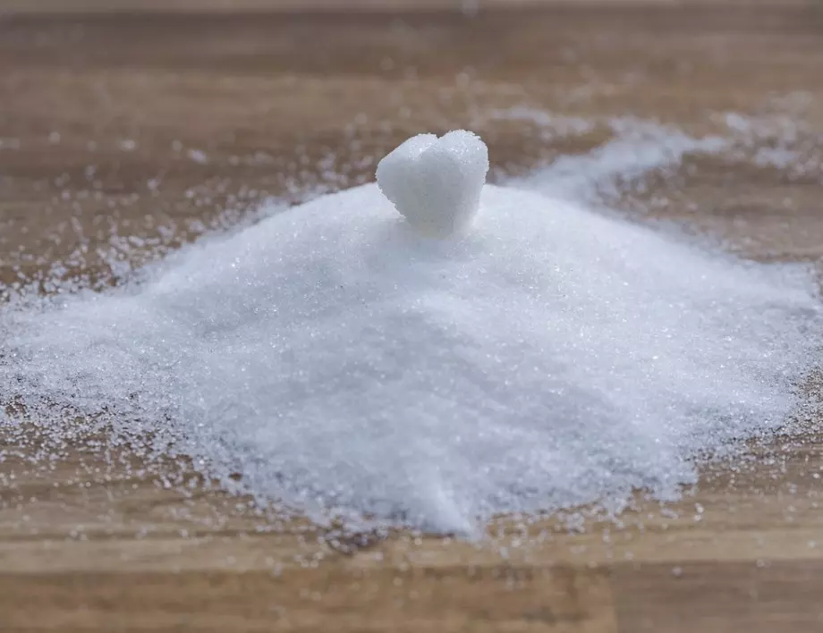 Какво вещае изсипаната захар? 