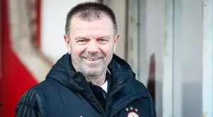 {{ otherArticle[0].article.title }}