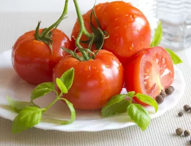 Как се съхраняват по-дълго време пресните домати