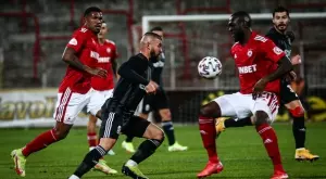 {{ otherArticle[0].article.title }}