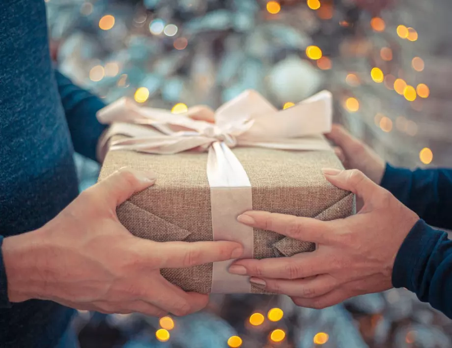 Лесно и без пари можете да опаковате всички подаръци за Коледа