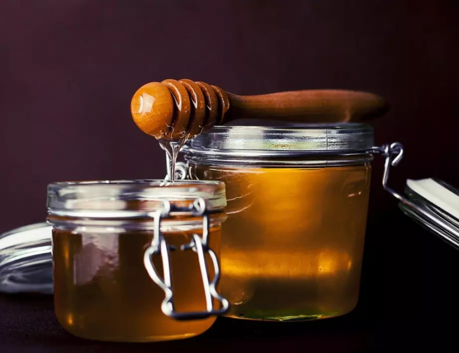 Как да разпознаем истинския мед и да го съхраняваме правилно?