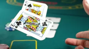 Топ 5 популярни футболисти, които обичат да играят покер