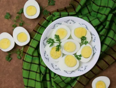 Ето така се варят яйцата, за перфектната яйчена салата