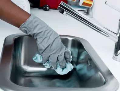 Никога не хвърляйте тези 5 неща в мивката или тоалетната, защото рискувате да запушите канализацията 