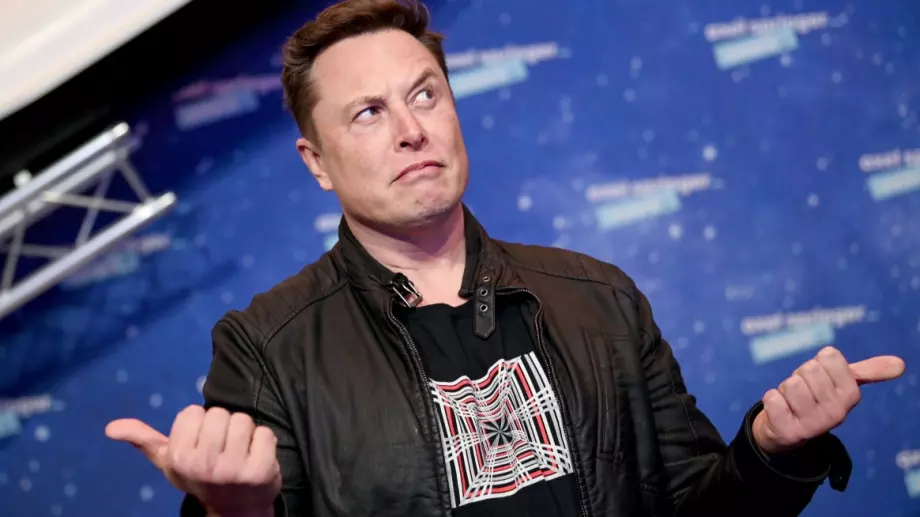 Мъск продаде акции за над 1 млрд.долара в Tesla, с част от тях плаща данъци