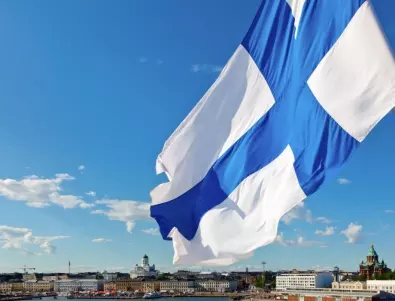 Финландия освети правителствена сграда в чест на ромите (СНИМКА)