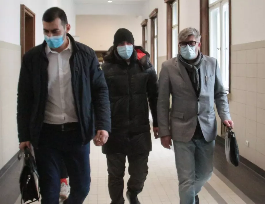 Съдът решава дали да освободи предсрочно Андре Токев 