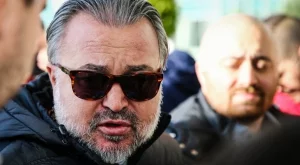 {{ otherArticle[0].article.title }}