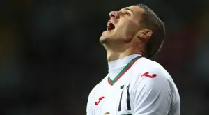 {{ otherArticle[0].article.title }}