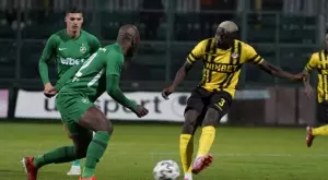 {{ otherArticle[0].article.title }}