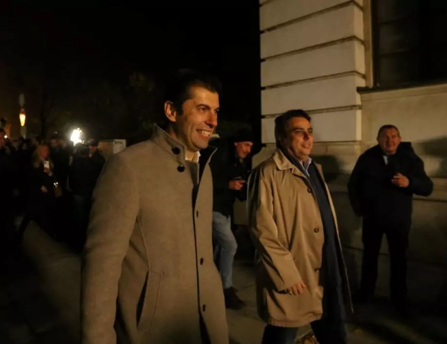 FAZ: Двама мениджъри от Харвард в опит да рестартират България