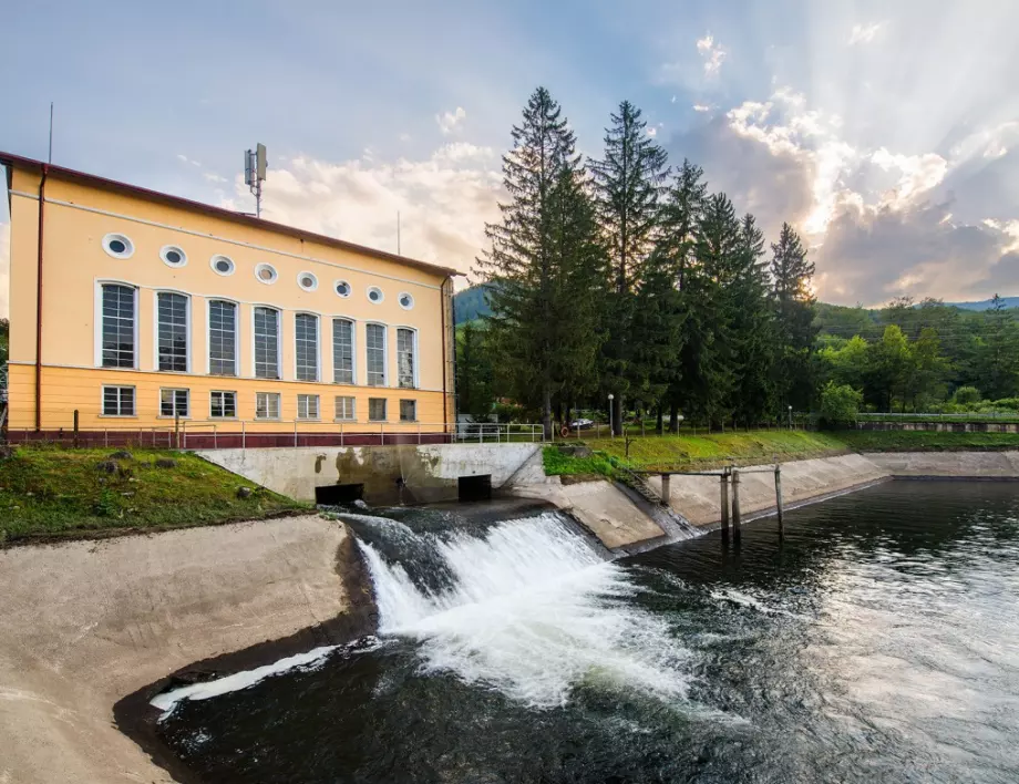 КЕВР предлага промяна на балансиращия пазар, която увеличава цената на тока