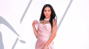 Цензурираха дупето на Джорджина Родригес и определиха нейна постъпка за "дъно", тя отговори с танц (ВИДЕО+СНИМКА)