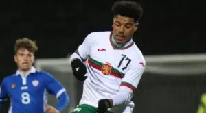 Фулъм прати младежкия национал на България Силвестър Джаспър в трета дивизия на Англия