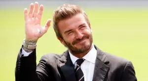 Феновете скочиха на Дейвид Бекъм заради снимка с дъщеря му