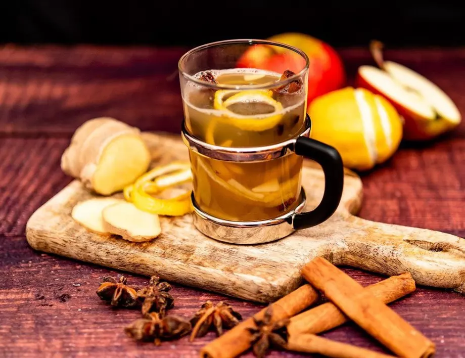 Чай от ябълки и дафинов лист – за какво е полезен той?