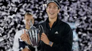 Гарбине Мугуруса стъпи на "кота 10" след зрелищен финал с Контавейт (СНИМКИ)