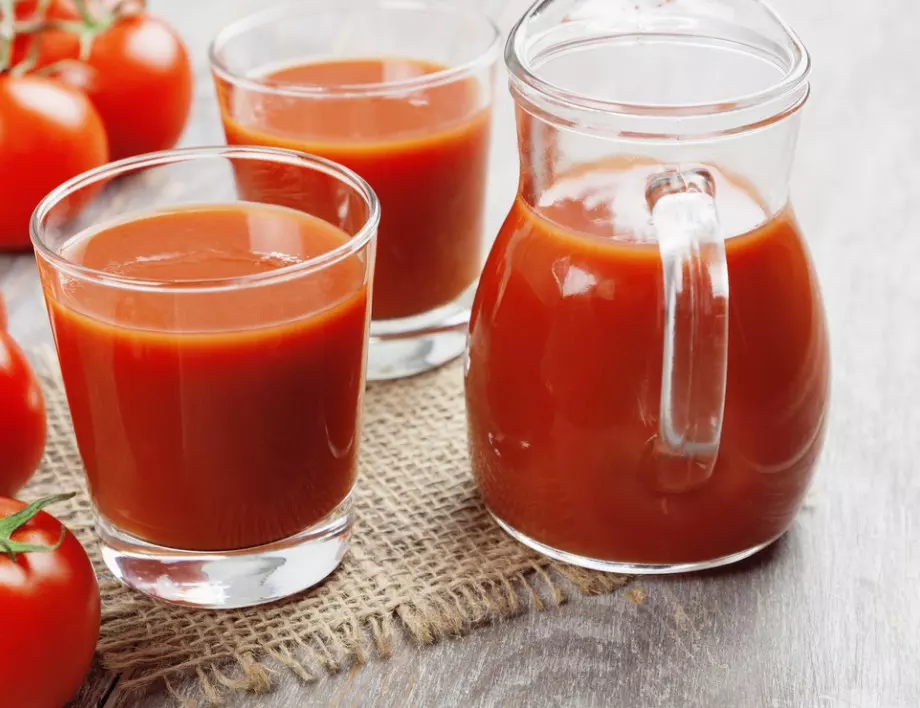 Тайната на бабината рецепта, за най-вкусния доматен сок в буркани