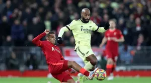 Раздялата е близо: Александър Лаказет се завръща в Олимпик Лион